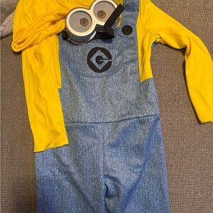 Minion Costume with Goggles